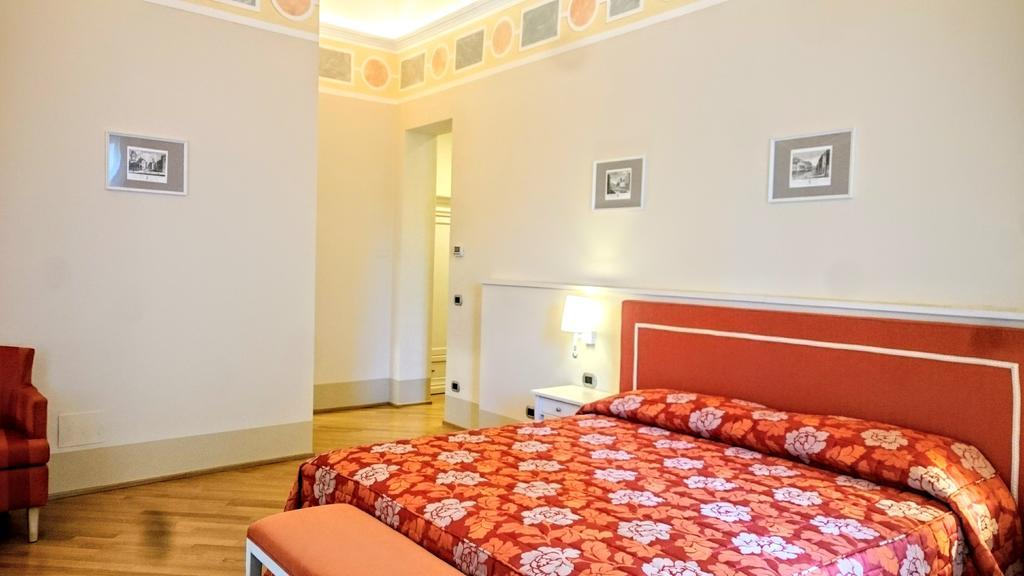 Casa Isolani Luxury Rooms Piazza Maggiore โบโลญญา ภายนอก รูปภาพ