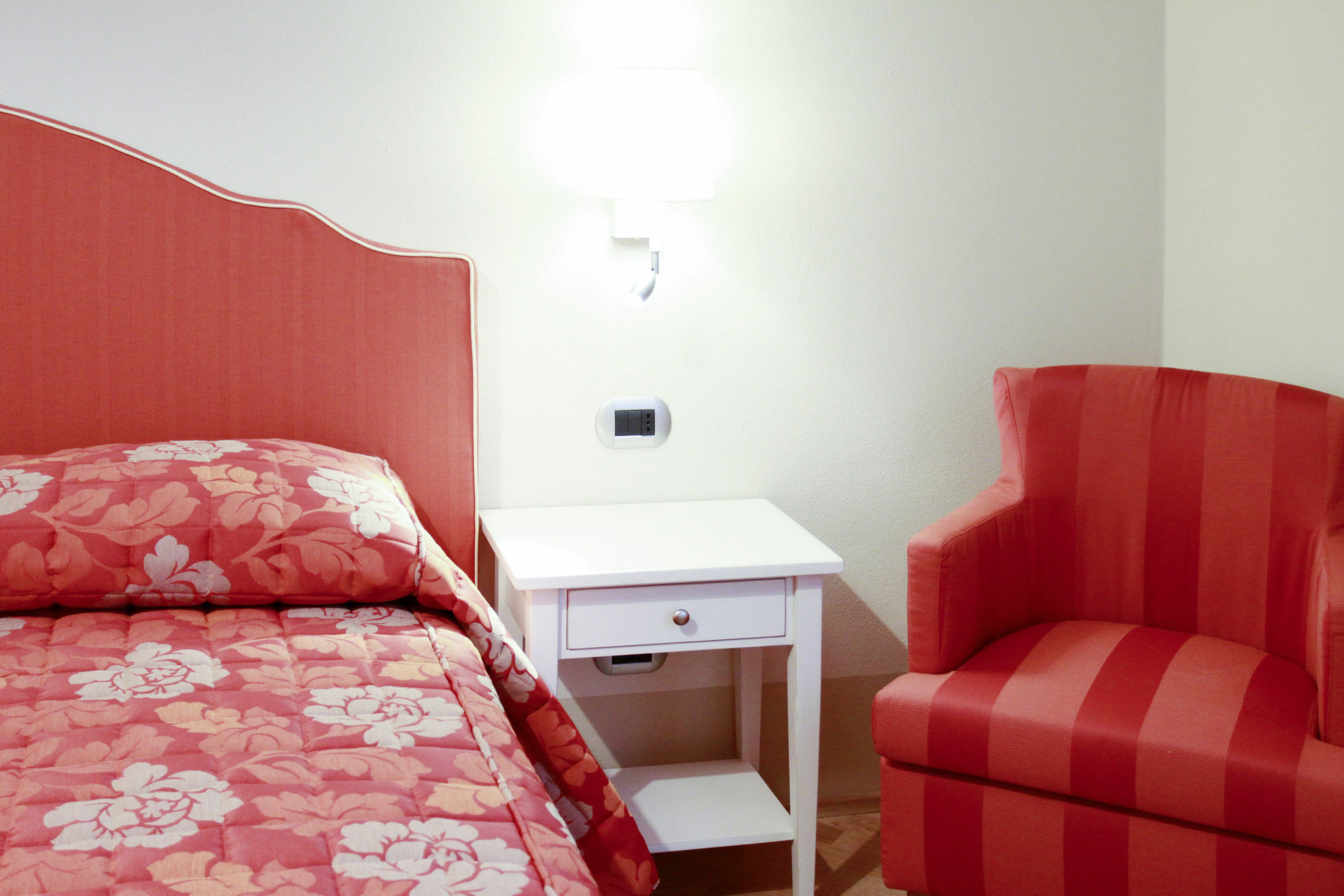 Casa Isolani Luxury Rooms Piazza Maggiore โบโลญญา ภายนอก รูปภาพ