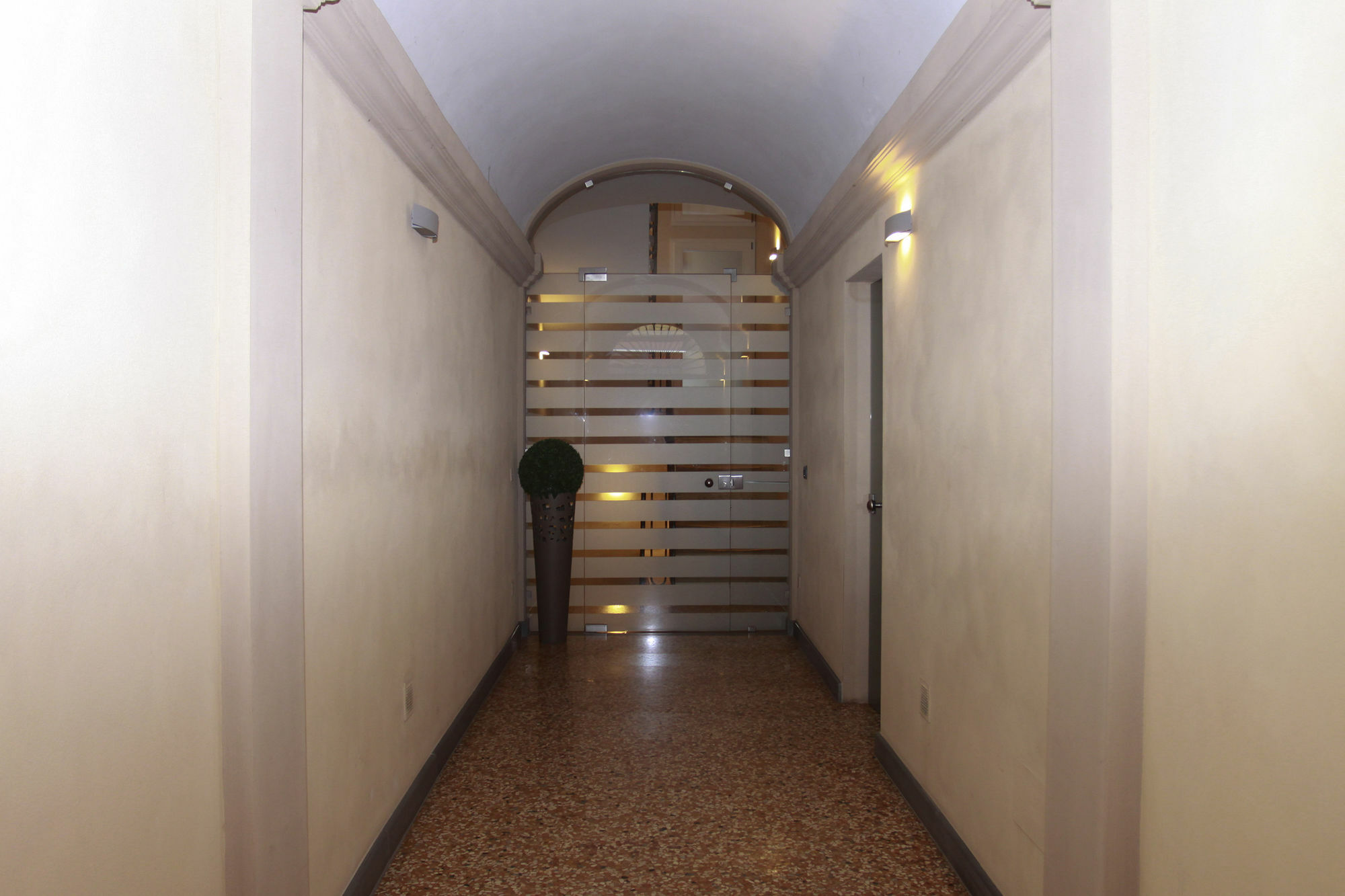 Casa Isolani Luxury Rooms Piazza Maggiore โบโลญญา ภายนอก รูปภาพ