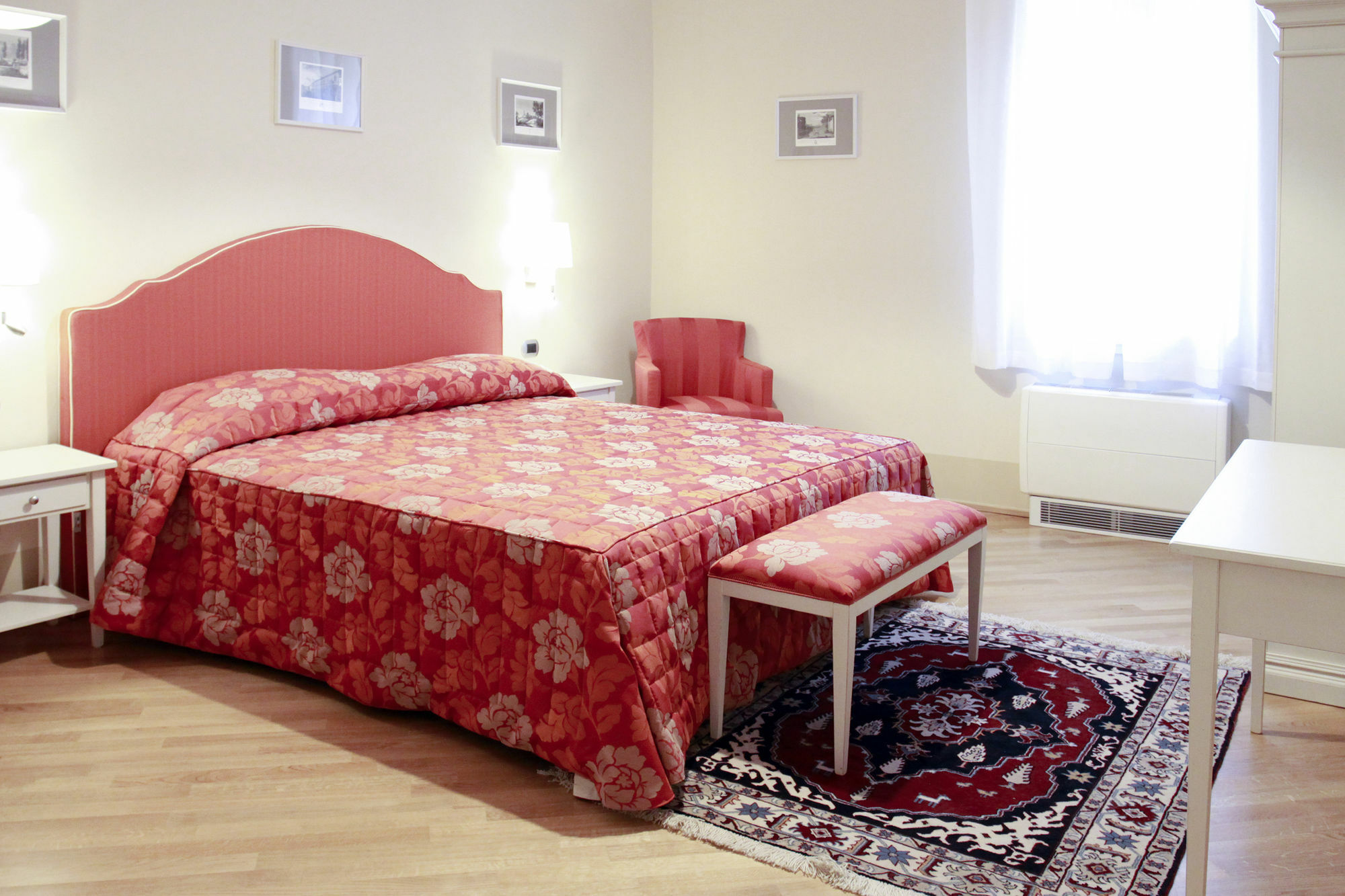 Casa Isolani Luxury Rooms Piazza Maggiore โบโลญญา ภายนอก รูปภาพ